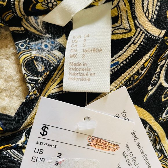 Womens' 3/4 Sleeves Top - Picture 9 of 9